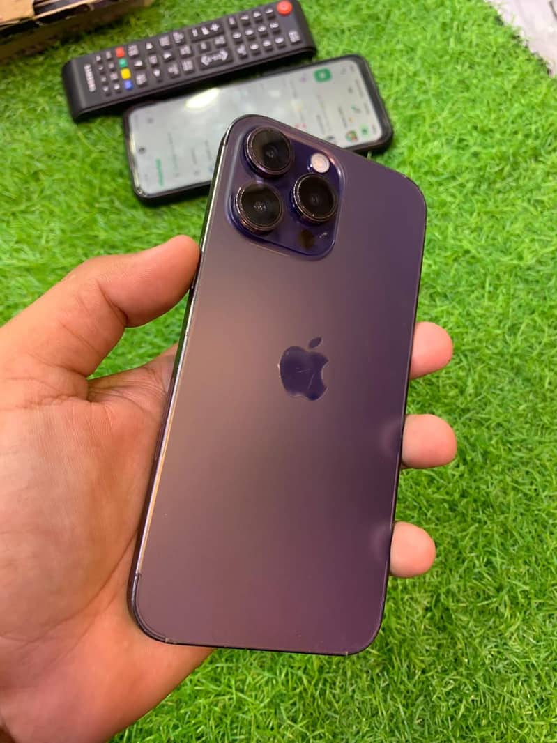 Apple iPhone 14 Pro Max 3