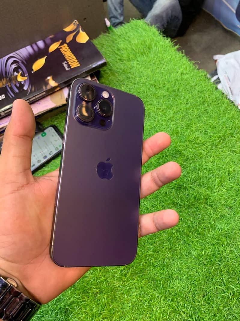 Apple iPhone 14 Pro Max 4