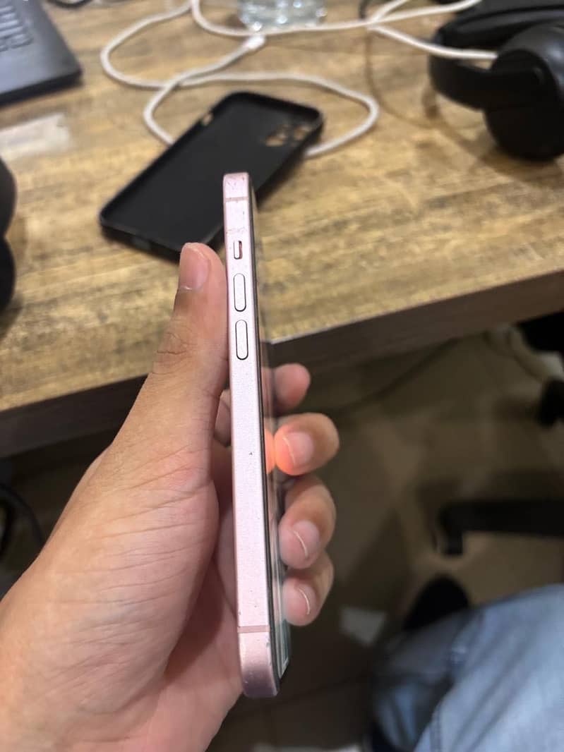Apple iPhone 15 1