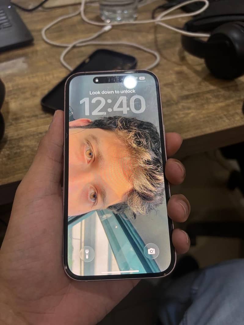 Apple iPhone 15 3