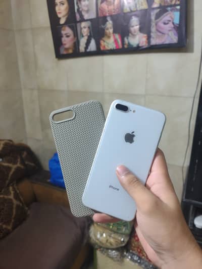 Apple iPhone 8 Plus jv official pta ha jv chip use krni praa g