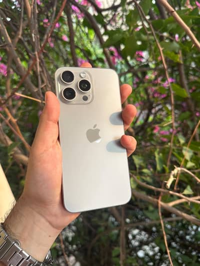 Apple iPhone 15 Pro Max
