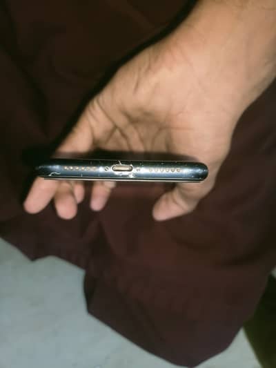 Apple iPhone XR