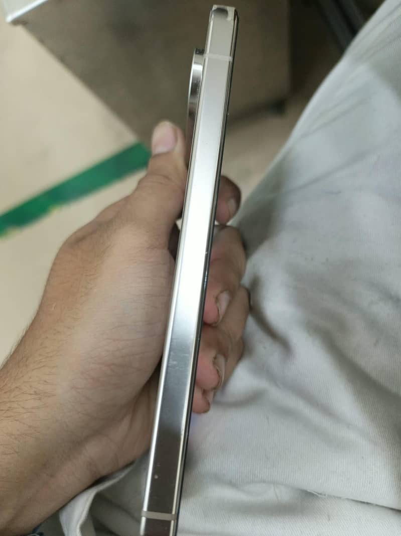 Google Pixel 9 Pro XL 2