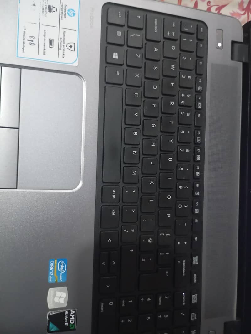 Laptop 0