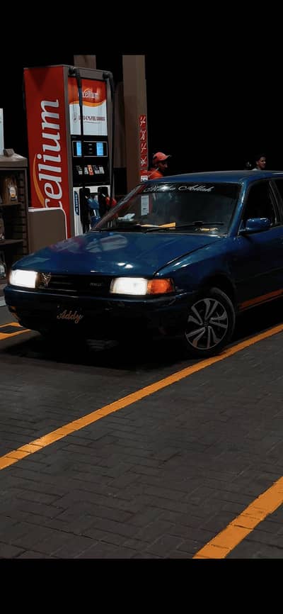 Mazda 323 1990