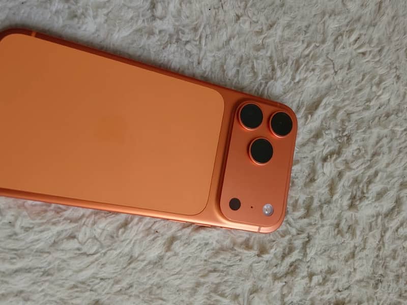 Apple iPhone 17 Pro Max 3