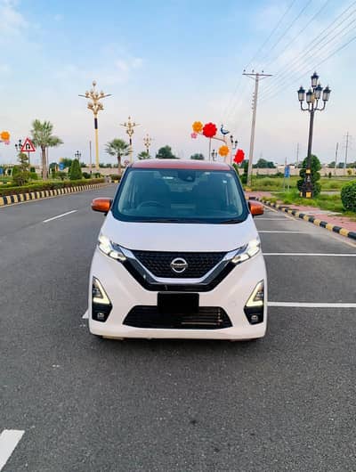 Nissan Dayz Highway Star 2021