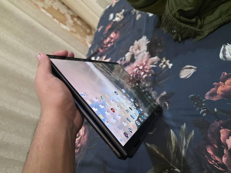 HP SPEECTOR X360 EVO 8