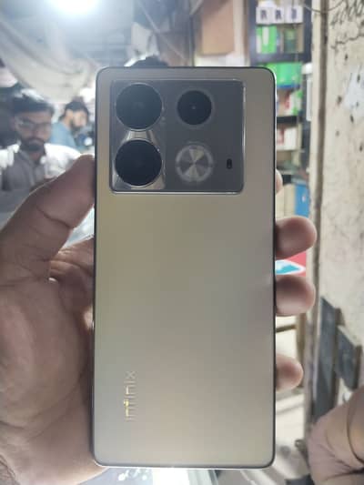 Infinix Note 40