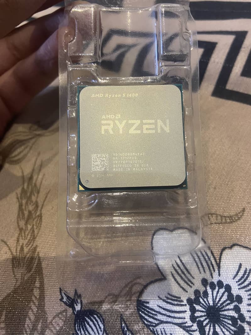 Amd Ryzen 5 1400 tray processor 4 core 8 thread Am4 socket 0