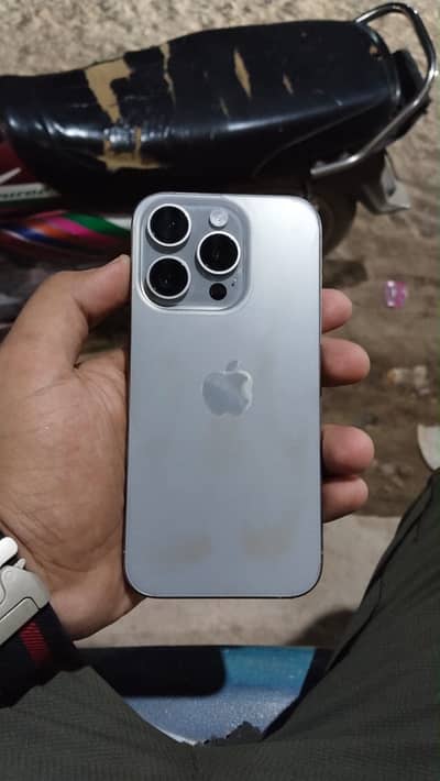 Apple iPhone 15 Pro