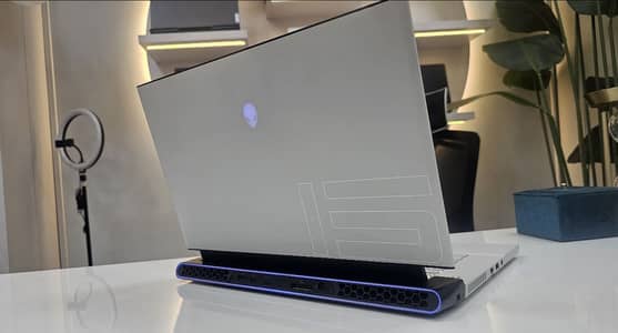 I7 Dell Alienware M15/RTX 3070(8GB)/16/1TB SSD/TGP140 full power