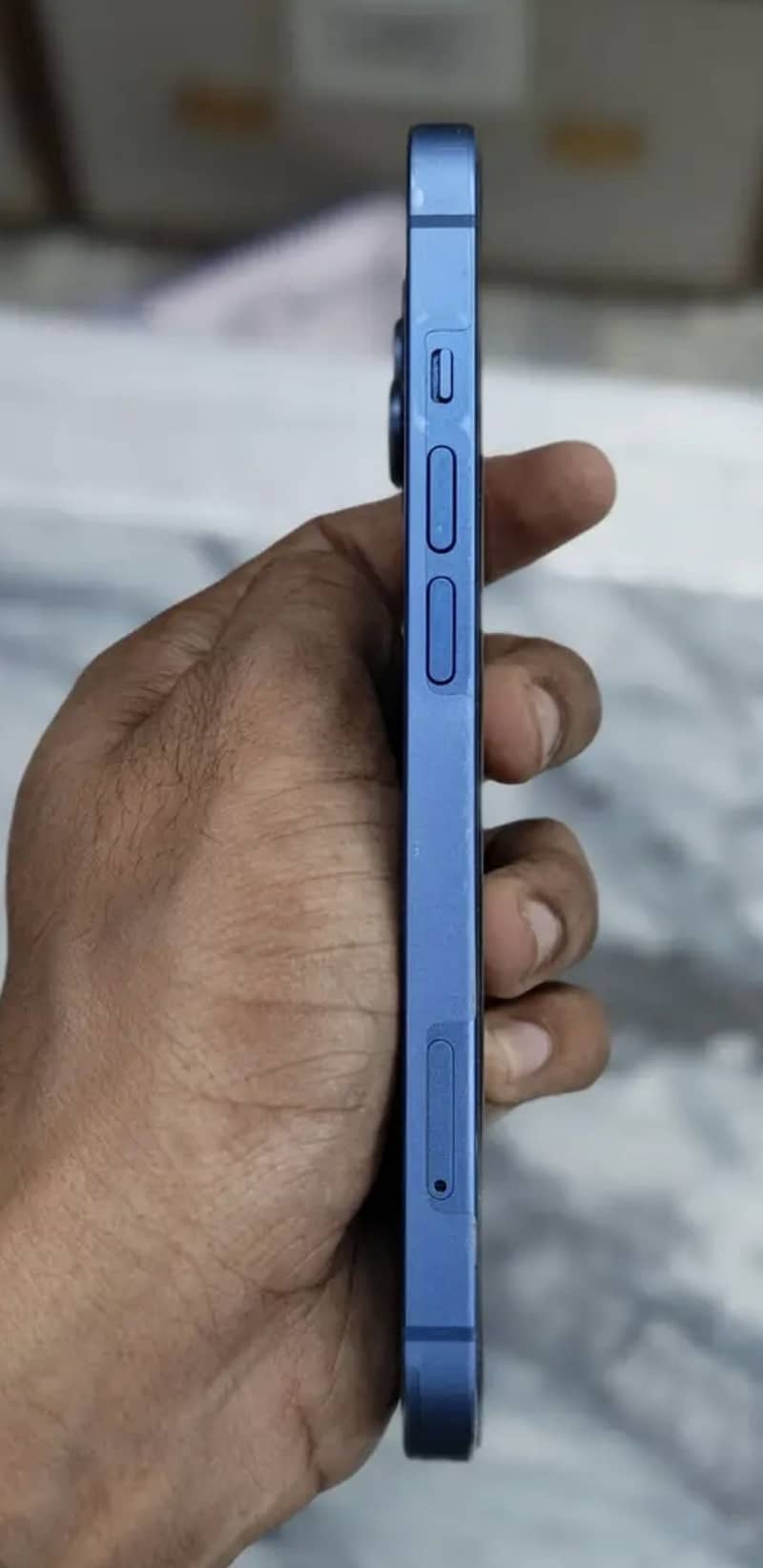 Apple iPhone 13 2