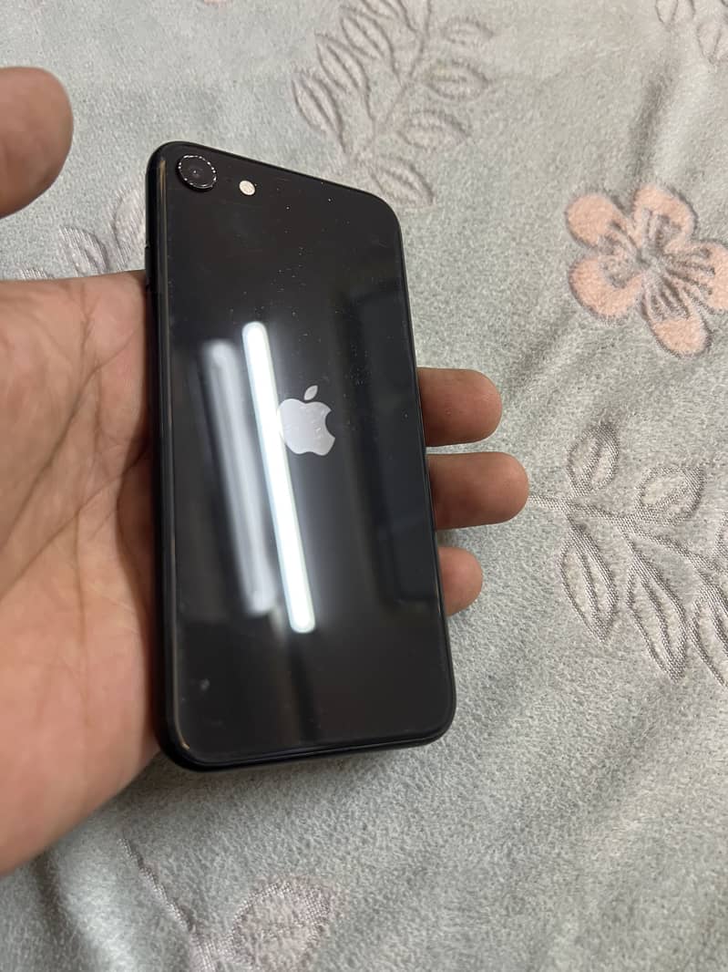 Apple iPhone SE 0