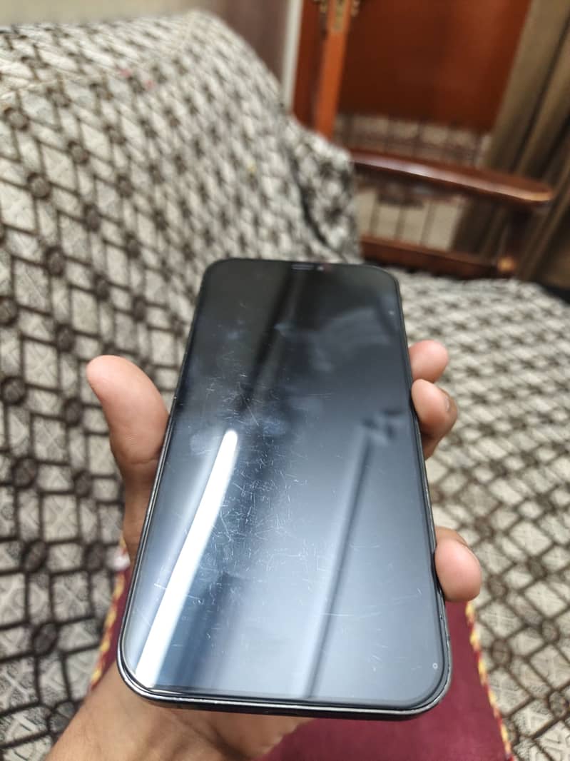 Apple iPhone 12 Pro Max 3