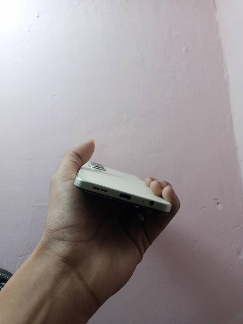 Itel S25 1