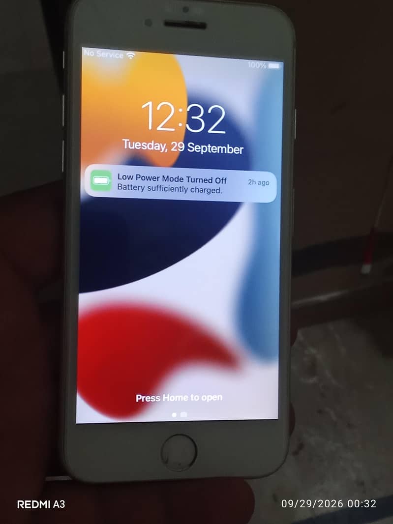 Apple iPhone 7 0