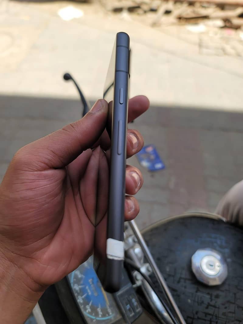 Google Pixel 7a 1