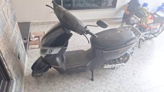 Orevo B2 Scooty For Sale