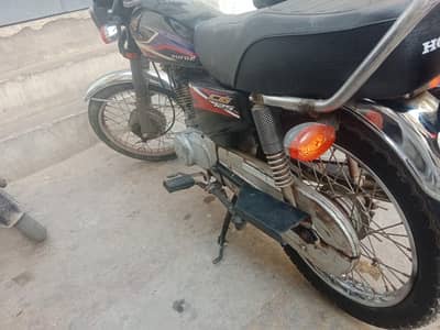 Honda 125 hyd num 2016 model