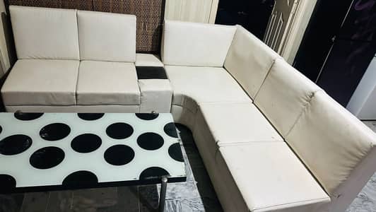 8 Seater White Leather Sofa – Heavy & Strong – A1 Condition