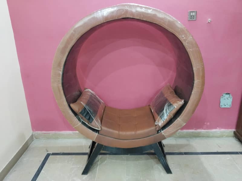 Ring Sofa 1