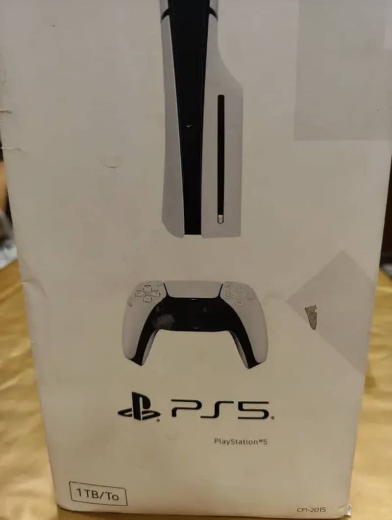 PS5 slim disc edition uk version / extra controller / complete box 4