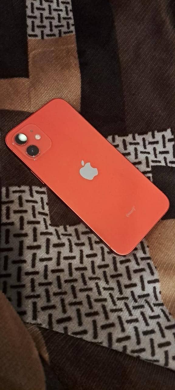 Apple iPhone 12 2