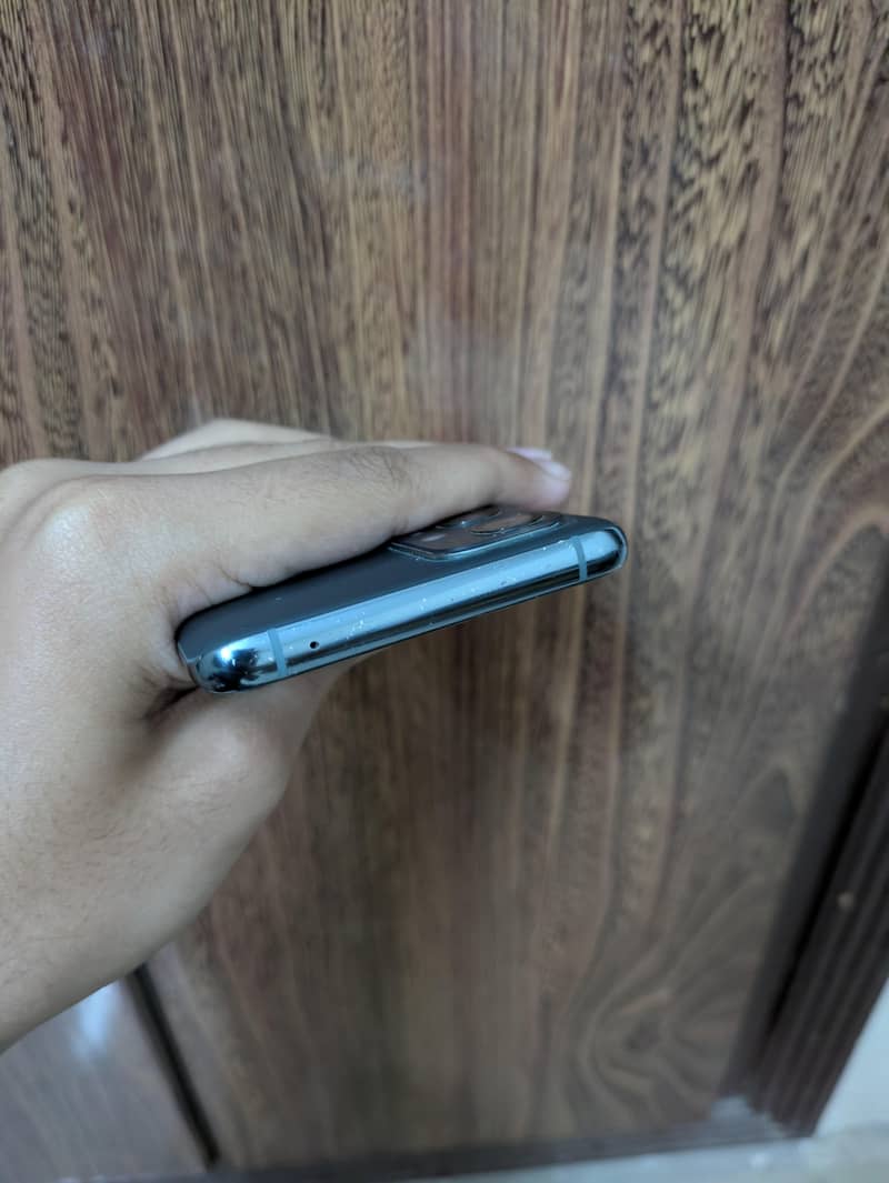 One Plus 9 Pro 5