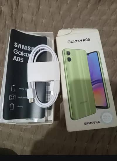 Samsung Mobile A05 4/128 with complete Box
