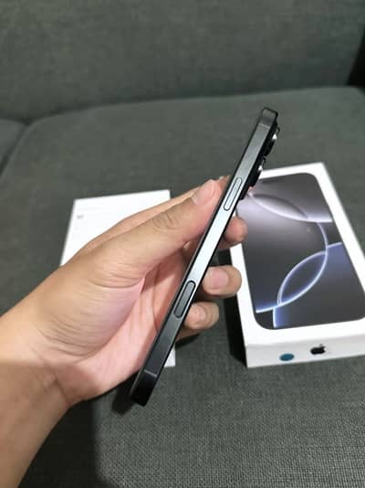 Iphone 16 pro max pta 256 gb