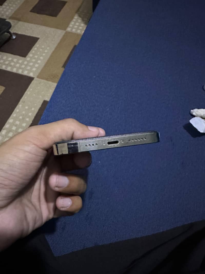 IPhone 12 pro max 3
