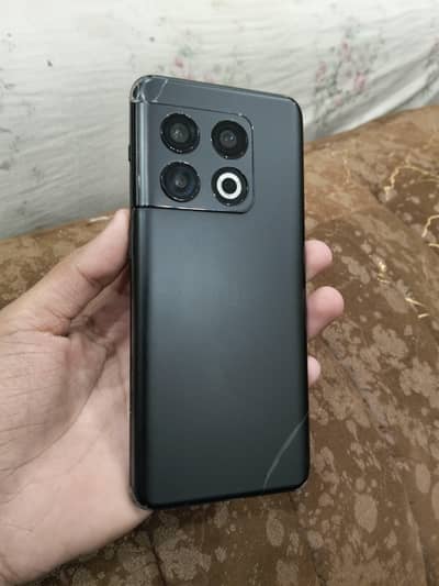 One Plus 10 Pro