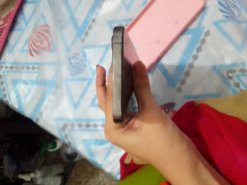 Apple iPhone 12 Pro Max 5