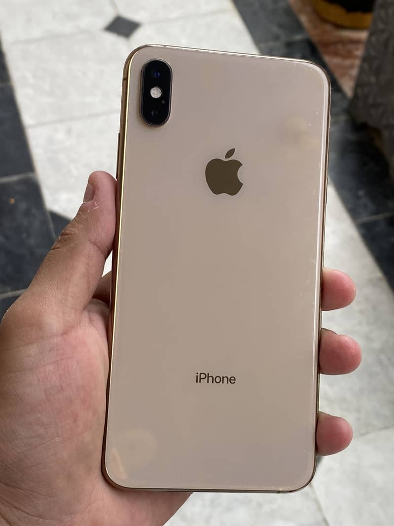 Apple iPhone XS Max 0