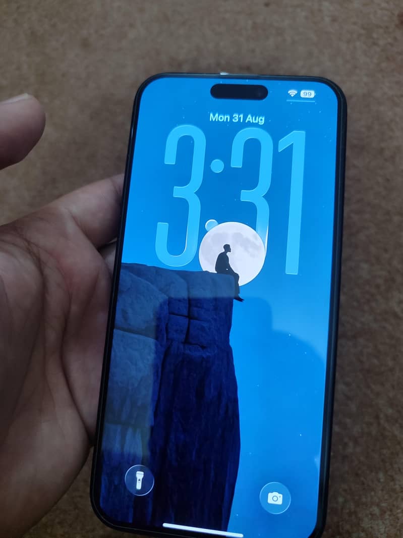 Apple iPhone 15 Pro Max 1