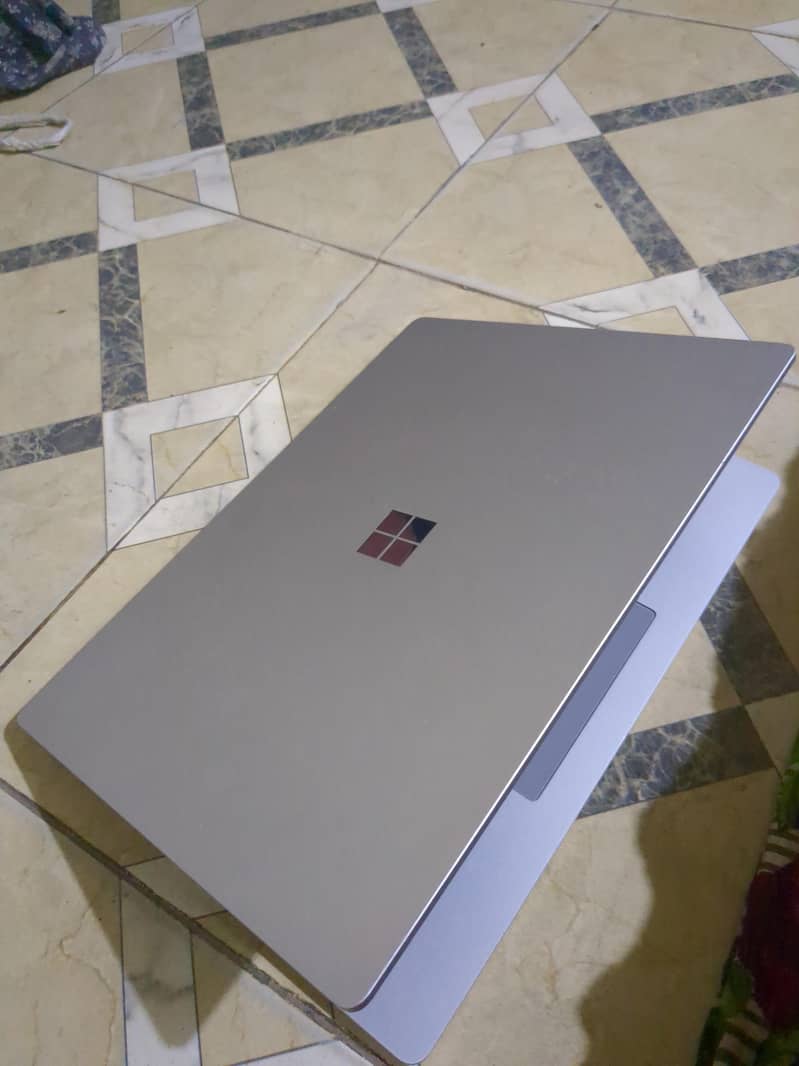 Microsoft Laptop 0