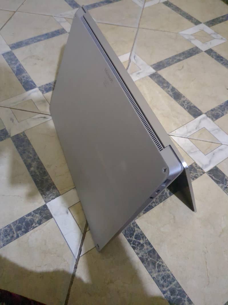 Microsoft Laptop 3