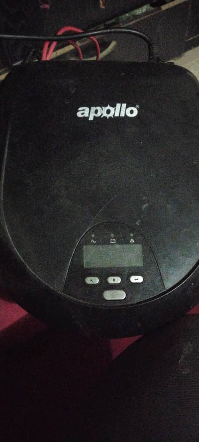Apollo ups good condition 800watt
