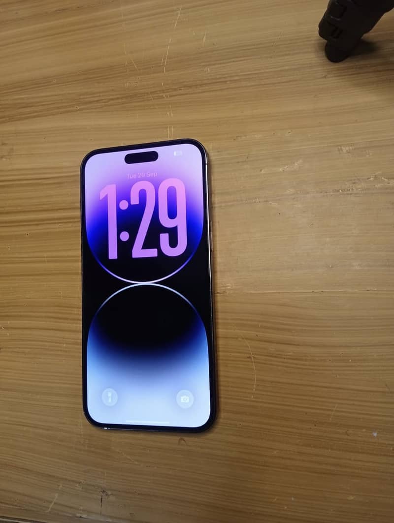 Apple iPhone 14 Pro Max 6
