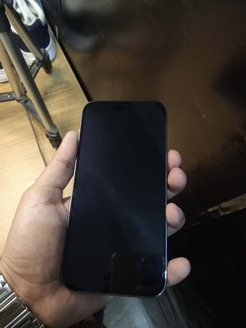 Apple iPhone 14 Pro Max 8