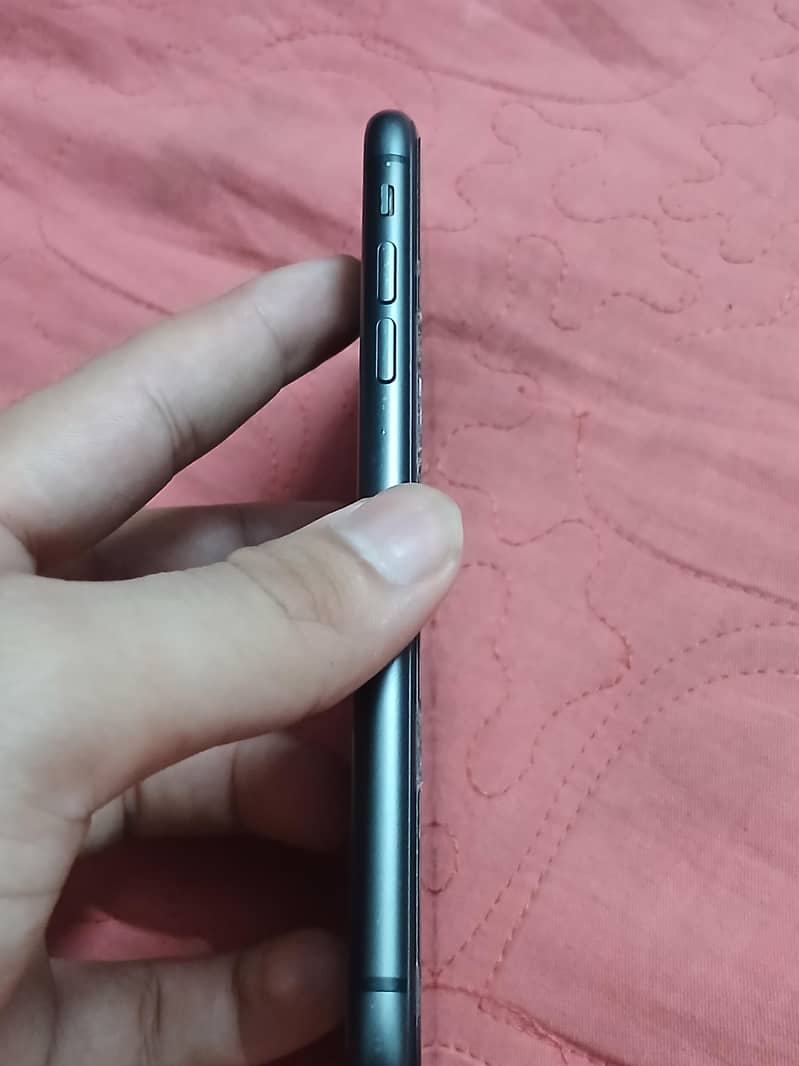 Apple iPhone 11 1