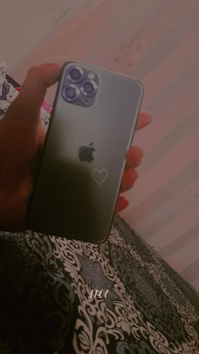 Apple iPhone 11 Pro 0