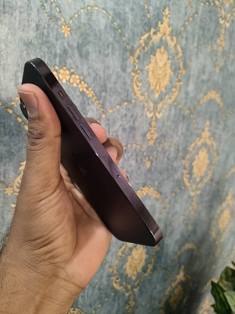 Apple iPhone 14 Pro 3