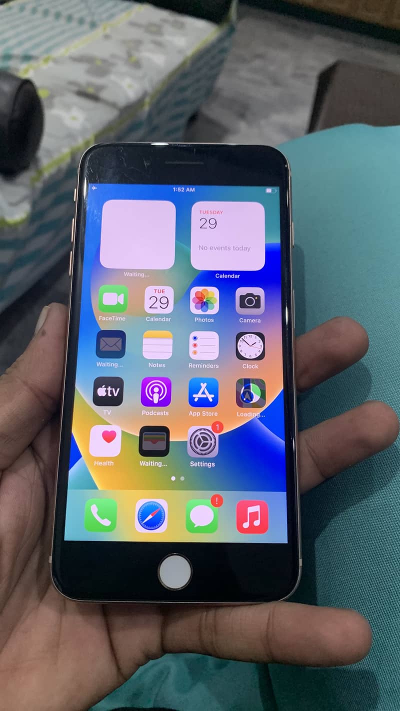 Apple iPhone 8plus 4
