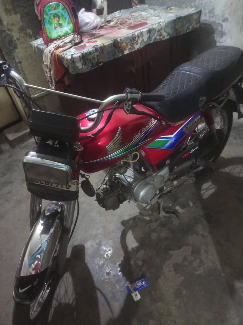 Honda cd70 4