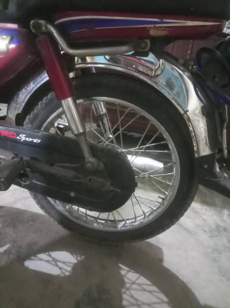 Honda cd70 9