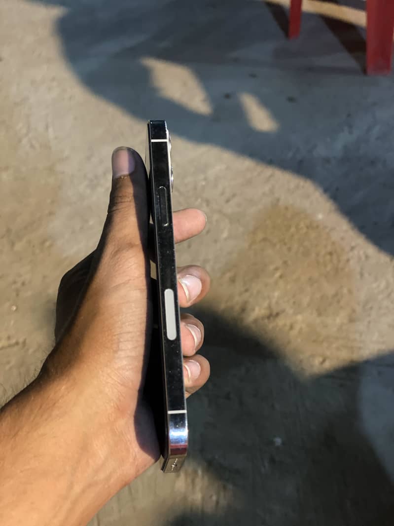 Apple iPhone 12 Pro 5