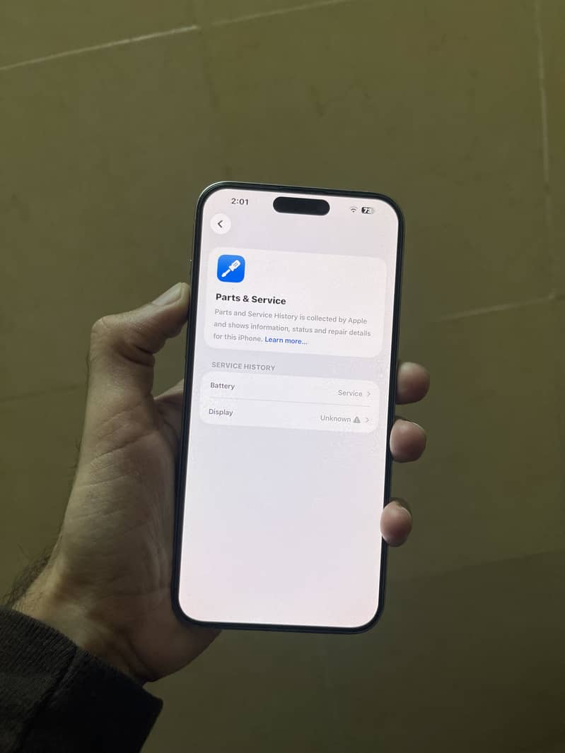 Apple iPhone 15 Pro Max 2